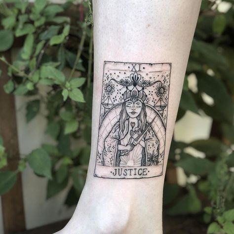 Justice Tarot Tattoo, Justice Tarot Card Tattoo, Chrysalis Tattoo, Lady Of Justice, Tattoos Man, Justice Tattoo, Justice Tarot, Tarot Card Tattoo, Tarot Tattoo