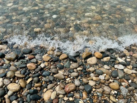 4 Lake Michigan beaches to visit for rock hunting Michigan Rocks Hunting, Rock Hunting Michigan, Lake Michigan Stones, Geology Rocks Mineral, Southern Michigan, Michigan Camping, Lake Michigan Beaches, Eastern Michigan, Benton Harbor