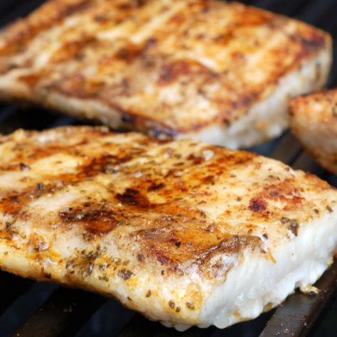 Smoked Mahi Mahi - Cooking Sessions Grilled Mahi Mahi Recipes, Fish Taco White Sauce, Snapper Recipes Baked, Mahi Recipes, Mahi Mahi Recipe, Filet Recipes, Red Snapper Recipes, Smoked Chicken Recipes, Grilled Mahi Mahi