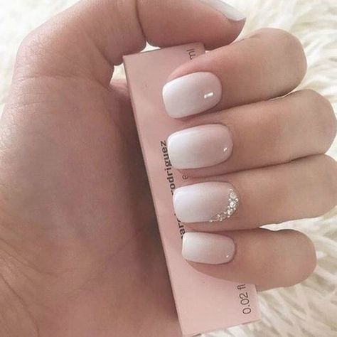 47 Creative Wedding Nails Ideas For Bride For Bridesmaids, Simple Wedding Nails, Bride Indian, Wedding Nail Art Design, Wedding Manicure, Nails For Bride, Wedding Nails French, Bridal Nail Art, Wedding Nails Glitter