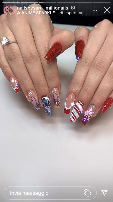 Stitch Nails Christmas, Lilo And Stitch Christmas Nails, Easy Stitch Nails, Christmas Stitch Nails, Stitch Christmas Nails, Christmas Character Nails, Christmas Nails Disney, Superhero Nails, Christmas Nail Designs Acrylic