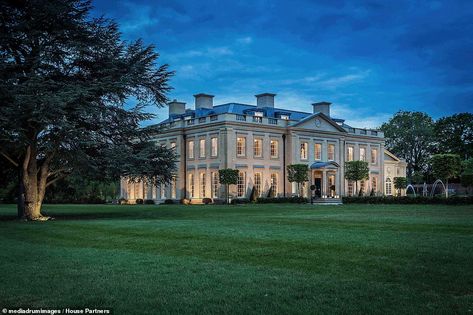 10 Bedroom House, London Property, Expensive Houses, Backyard Inspo, Indoor Swimming Pools, Classical Architecture, Luxury Homes Dream Houses, Beautiful Villages, Luxury Property