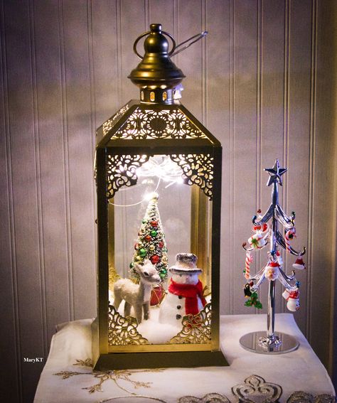 Christmas Lantern Centerpieces, Novogodišnja Dekoracija, Kersfees Idees, Crafts Christmas Ideas, Tree Decorations Diy, Christmas Diy Ideas, Shadow Box Ideas, Lantern Ideas, Lantern Centerpieces