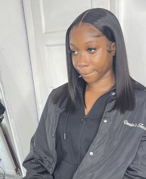 Straight Bob Wig Black Women, Short Sew In Hairstyles, Short Quick Weave, Frontal Wig Hairstyles, Sew In Hairstyles, Birthday Hairstyles, Quick Weave Hairstyles, Wig Ideas, Front Lace Wigs