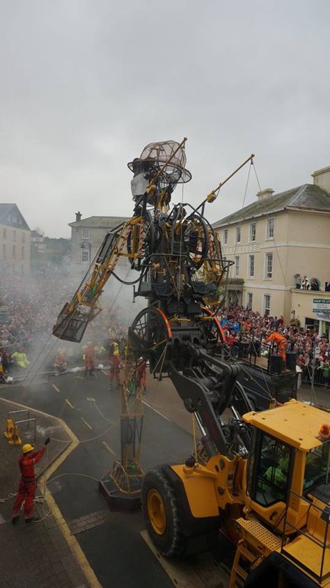 'THE MAN ENGINE' (26 July 2016) | Liskeard, Cornwall: 'Transforms to stand over 10 metres high'     ✫ღ⊰n Mechanical Puppet, Liskeard Cornwall, 10th Anniversary, The European Union, South West, Visual Content, Unesco World Heritage Site, Unesco World Heritage, Heritage Site