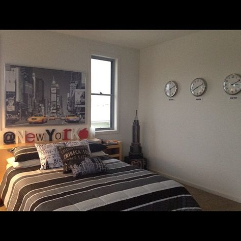 Another photo of the New York loft style bedroom complete with world time zone clocks, Gold Coast, Glasgow, New York. #decor #bedroom #newyork by GadgetGirlTracy, via Flickr Broadway Themed Room, New York Loft Style, New York Bedroom, Time Zone Clocks, New York Decor, Nyc Rooms, Urban Rooms, New York Theme, Loft Style Bedroom