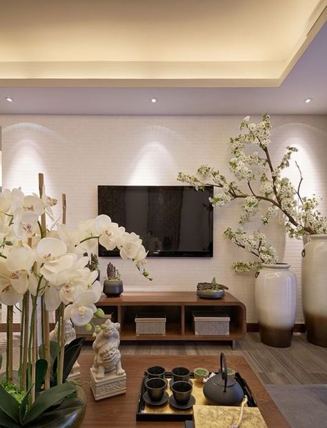 35 Simple And Elegant Asian Decor Ideas | Home Design And Interior Asian Living Rooms, Asian Decor Living Room, Asian Bedroom Decor, Chinese Living Room, Asian Bedroom, Asian Living Room, Asian Inspired Decor, Asian Interior Design, Interior Design Minimalist