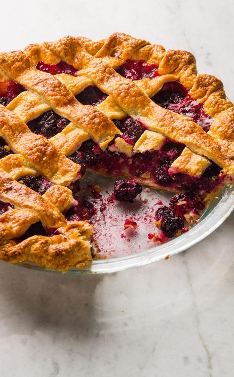 Oregon Blackberry Pie: Known to natives as marionberry pie, this treat has a sturdy filling and ultra-flaky crust. Triple Berry Pie, Mixed Berry Pie, Crumble Pie, Blackberry Pie, Raspberry Pie, Gluten Free Pie, Berry Pie, Flaky Pie Crust, Autumn Recipes