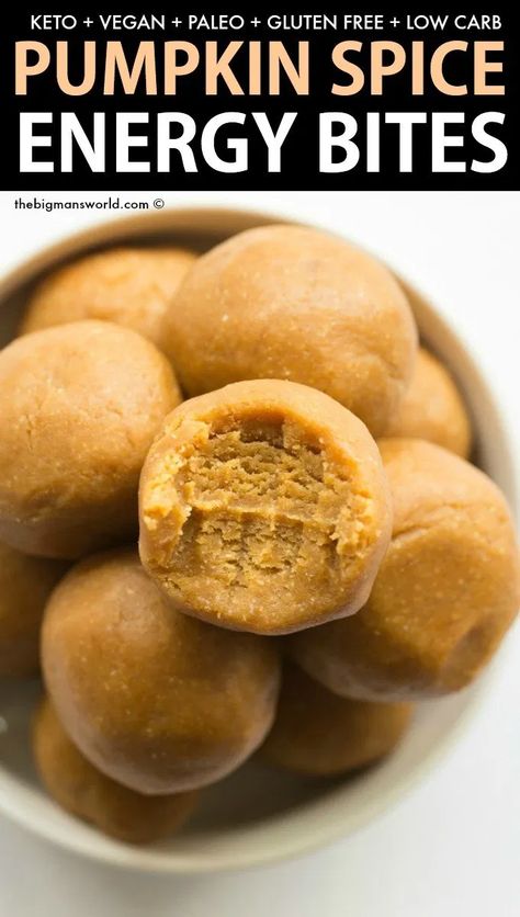 Pumpkin Protein Balls, Fitness Snacks, Energy Balls Recipe, No Bake Pumpkin, Fat Bomb Recipes, Pumpkin Protein, Bake Pumpkin, Energy Bites Recipes, No Bake Pumpkin Pie