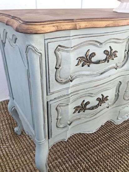 french provincial buffet makeover, painted furniture French Provincial Buffet Makeover, French Provincial Buffet, Refurbished Furniture Diy, Buffet Makeover, French Provincial Furniture, Provincial Furniture, Painted Bedroom Furniture, Diy Dresser, Painting Furniture Diy