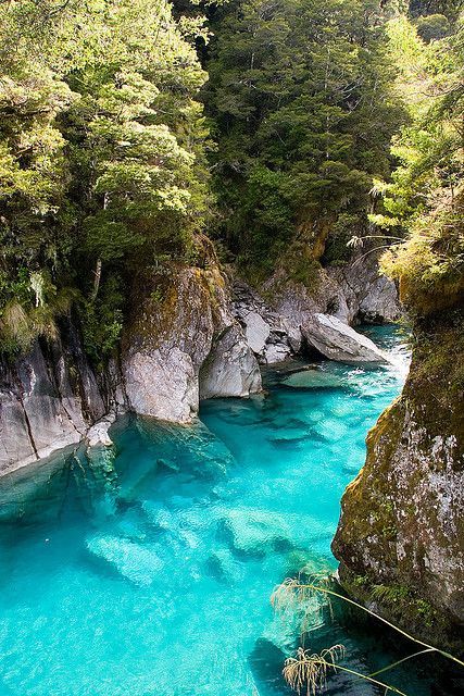 New Zealand Queenstown New Zealand, Halong Bay, New Zealand Travel, Tangerang, Future Travel, Queenstown, Alam Yang Indah, Dream Destinations, Places Around The World