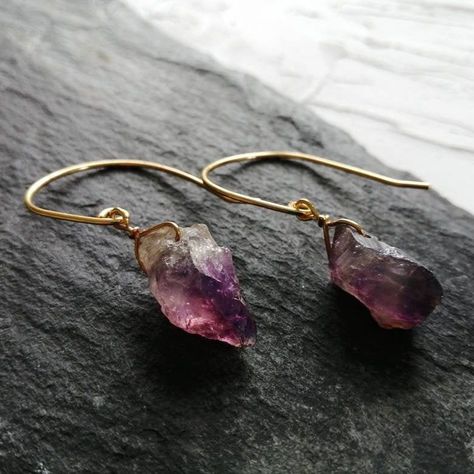 Raw Amethyst earrings, Raw stone earrings, Raw crystal earrings, Gemstone earrings, Boho earrings, Birthstone earrings, Girlfriend gift Raw Stone Earrings, Raw Gemstone Earrings, Earrings With Stones, Raw Crystal Earrings, Pyrite Earrings, Healthy Body And Mind, Raw Stone Earring, Earrings Outfit, Raw Stone Jewelry