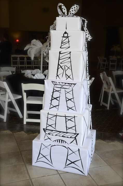 Paris/Eifel Tower Party decor. Paris Sweet 16, Paris Themed Birthday Party, Paris Baby Shower, Paris Tea, French Party, Parisian Party, Paris Birthday Parties, Night In Paris, Paris Theme Party