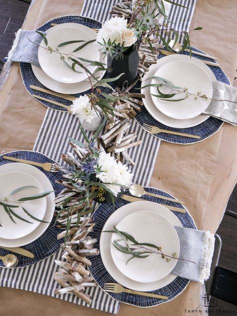 Modern Coastal Table Decor - Taryn Whiteaker Coastal Table Decor, Traditional Coastal Decor, Tablescapes Summer, Wood Garland, Dinner Party Table Settings, Coastal Table, Breakfast Table Setting, Modern Coastal Decor, Navy Christmas