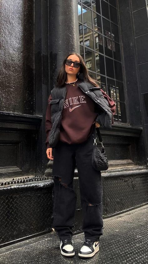 Best Tomboy Outfits, Tomboy Aesthetic Girl, Streetwear Fashion Teen Girl, Brown Girl Outfit Ideas, Street Wear Female Outfit, Tomboy Clothing Style, Tom Boy Outfits For Women, Ootd Tomboy Girl, Teenage Outfits Girl