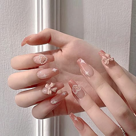 Ballerina Acrylic Nails, Ballet Nails, Nagel Tips, Fake Nails With Glue, Party Nails, White Nail, Nailed It, Rhinestone Designs, False Nail