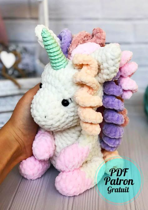 Licorne en velours peluche Amigurumi Mod�èle PDF Gratuit - Amigurumibox Crochet Unicorn Pattern Free, Crochet Unicorn Pattern, Crochet Doll Tutorial, Crochet Animals Free Patterns, Crochet Unicorn, Unicorn Pattern, Unicorn Plush, Plush Pattern, Amigurumi Free