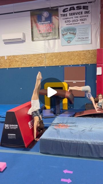 Gymnastics At Home, Gymnastics Lessons, Gymnastics Drills, Preschool Gymnastics, Gold Vault, Gymnastics Beam, Kids Gymnastics, Gymnastics Skills, Gymnastics Coaching