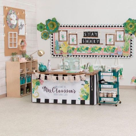 Fun365 | Craft, Party, Wedding, Classroom Ideas & Inspiration Garden Theme Classroom, Plants Classroom, Succulent Theme, Backyard Adventure, Classroom Makeover, Elementary Classroom Decor, Classroom Decor Themes, Party Planning Ideas, Theme Classroom