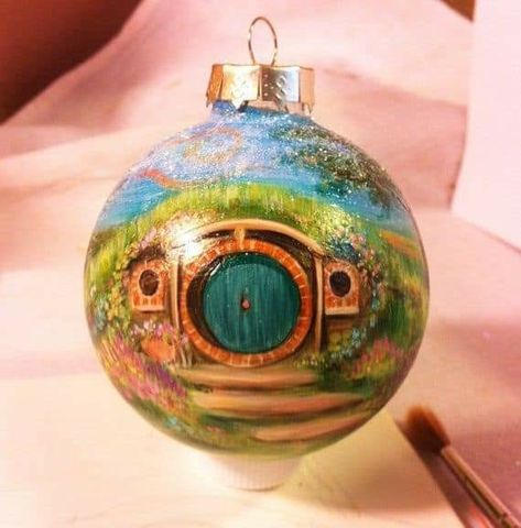 Bilbos House, Nerdy Christmas, Tolkien Art, Hobbit House, Green Door, House Ornaments, Gold Paint, Christmas Balls, Tolkien