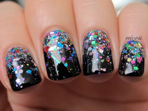 Fun Glittery Nails, Black And Multi Color Nails, Birthday Manicure Ideas, Black Confetti Nails, Black With Glitter Nails, Awesome Nails, Colorful Glitter Nails, Sequin Nails, Nail Designs With Glitter