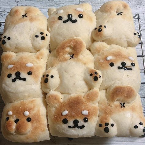 Food On A Plate, Kawaii Bread, Culinary Photography, Kawaii Cooking, Famous Actors, Jack Russells, Cute Baking, Cute Snacks, Cute Food Art