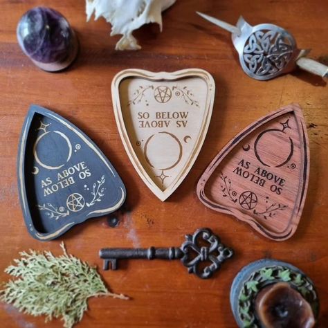 We still have a few planchette trinket dishes available in our sale, ideal for storing jewellery, crystals, keys, and more! Take advantage of our 40% off on all discontinued items. Once they're gone, they won't be restocked, so get in quick Pagan Decor, Jewellery Tray, Witchcraft Supplies, Witchy Jewelry, Candle Spells, Jewelry Tray, Trinket Tray, Ring Dish, Trinket Dish