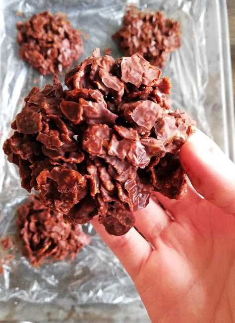 Cornflakes Chocolate Clusters, Chocolate Cornflake Clusters, Cornflakes Treats, Chocolate Cornflakes, Cornflakes Chocolate, Cornflake Candy, Cornflake Cakes, Chocolate Cornflake Cakes, Cornflake Cookies Recipe