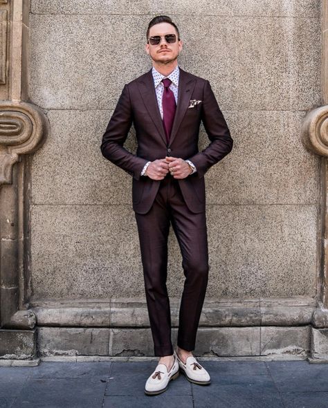 MUSIKA on Instagram: “Creative Director, @AleksMusika wearing Two-piece Oxblood Silk Tropical Wool Blend Suit. #MusikaNY (📸 @krie8ta 🎥 @juanesque) #MensFashion…” Instagram Creative, Creative Director, Two Pieces, Wool Blend, Outfit Ideas, Two Piece, Mens Outfits, Silk, Wool