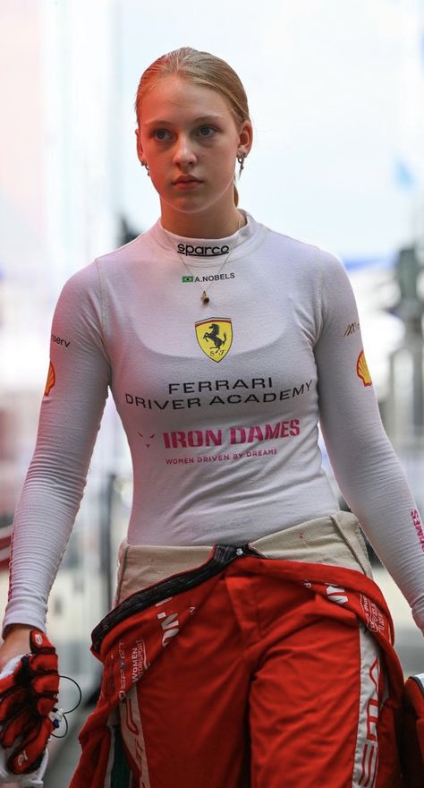 Formula 1 Fashion Women, Formula 1 Women Drivers, Female Racing Driver, Female F1 Drivers, F1 Academy, Women Drivers, White Ferrari, Racing Girl, Ford Gt40