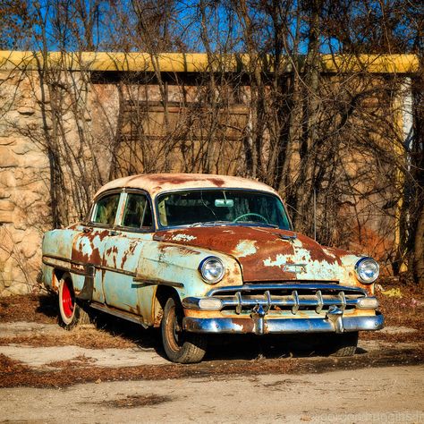 1949 Ford, Old American Cars, Scrap Car, Classic Car Restoration, Vintage Sports Cars, Rusty Cars, Car Restoration, Chevy Bel Air, Car Projects