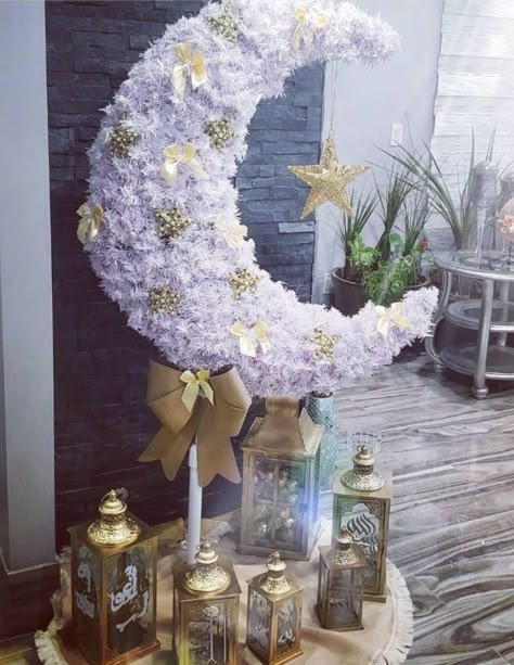 Ramadan Tree, Eid Decoration Ideas, Eid Ideas, Eid Mubarak Decoration, Eid Decoration, Eid Ul Fitr, Ramadan Decoration, Islamic Decor, Big Tree