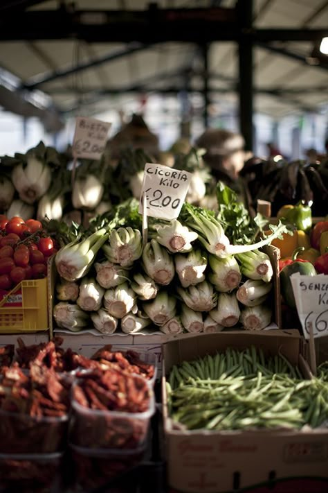 Venice Market, Rush Drawing, Fresh Market, Farmers Markets, Vancouver Canada, Food Market, Fruit And Veg, British Vogue, Lifestyle Photographer