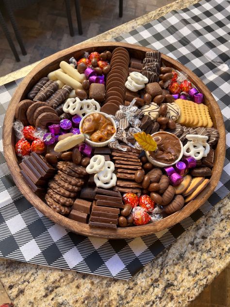 Fun putting this together. Nutella and Carmel dip were a big hit. Caramel Dip Board, Chocolate Graze Board, Nutella Board Ideas, Sweets Grazing Platter, Popcorn And Candy Charcuterie Board, Fudge Charcuterie Board, Snack Platter, Fruit Arrangements, Halloween Baking