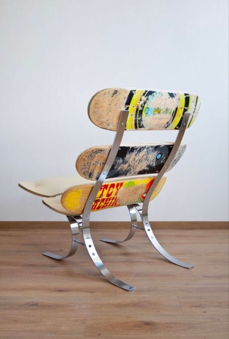 Skateboard Room, Skateboard Furniture, Skateboard Decor, Skateboard Art Design, Recycled Skateboards, Skateboard Design, Loft Design, Interior Design Art, Recycled Furniture