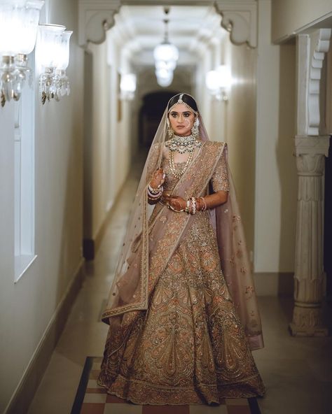 Glittery Outfits, Groom And Bride, Peach Saree, Extravagant Wedding, Indian Wedding Couple, Bridal Dress Fashion, Wedding Costumes, Indian Bridal Outfits, Bridal Lehenga Choli