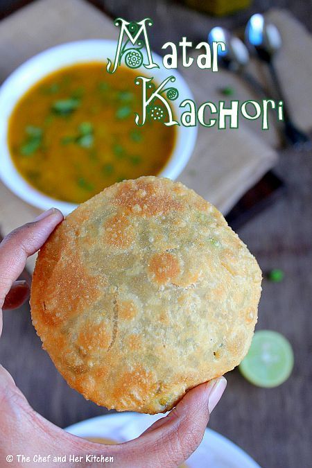 THE CHEF and HER KITCHEN: Matar Kachori(Green Peas Kachori) and Alu Sabzi - Delhi style Kachori Recipe, Desi Street Food, North Indian Recipes, Indian Appetizers, Veg Snacks, Pani Puri, Chaat Recipe, Indian Bread, Fried Foods