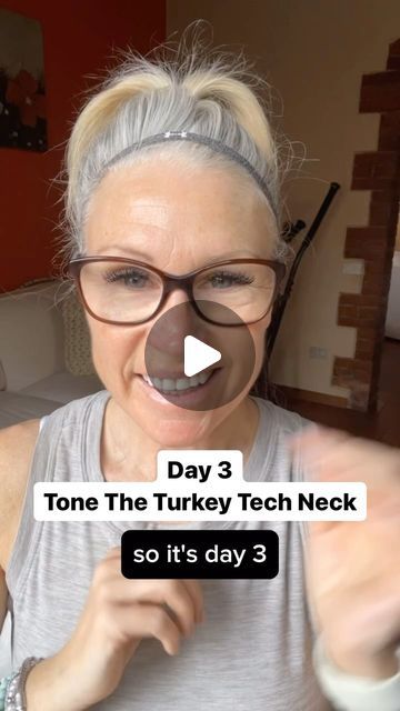 Liz Wadden | Anti-Aging Enthusiast on Instagram: "It’s Day 3 of Tone the Turkey Tech Neck Challenge!   Today, let’s talk about the incredible power of targeted training when it comes to toning and firming up your face & neck muscles.  Just like how you can focus on specific muscle groups at the gym, you can target and exercise certain face and neck muscles to achieve a more toned and lifted appearance.   Incorporating daily face yoga exercises into your routine gives those muscles the attention they need (and deserver) to strengthen and sculpt, just like any other part of your body. 💪  Think of it like doing squats or lunges to target your glutes - with each repetition, you are activating and strengthening those muscles.   The same goes for face yoga!   By consistently working those facia Turkey Neck Exercises, Neck Tightening, Neck Muscles, Tech Neck, Turkey Neck, Face Yoga Exercises, Neck Exercises, Facial Exercises, Yoga Exercises