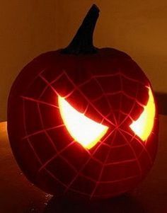 38 Halloween Pumpkin Carving Ideas & How To Carve | RemoveandReplace.com Spiderman Pumpkin, Cute Pumpkin Carving, Uhyggelig Halloween, Pumkin Carving, Halloween Pumpkin Carving Stencils, Halloween Infantil, Creative Pumpkin Carving, Easy Pumpkin Carving, Amazing Pumpkin Carving