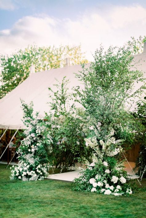 Marquee Wedding Decoration, Floral Arches, Wedding Planning Business, Tent Decorations, Tipi Wedding, Wedding Tent, Wedding Styling, Marquee Wedding, Outdoor Tent