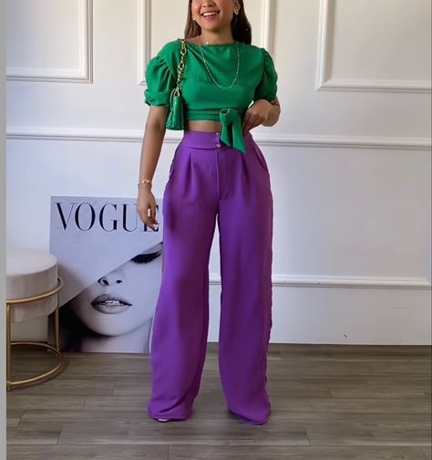 Mother Outfits Casual, Outfits Color Combos, Purple Pants Outfit, Flamboyant Style, Outfits Formal, Black Fashion Designers, Colour Blocking Fashion, Purple Color Block, Color Blocking Outfits