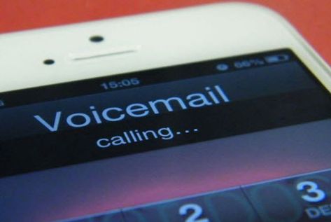 New #voicemail #scam is taking over! Voicemail Greeting, New Business Ideas, Famous Books, Call Center, How To Be Outgoing, How To Know, Iphone 5, Android Apps, The Voice