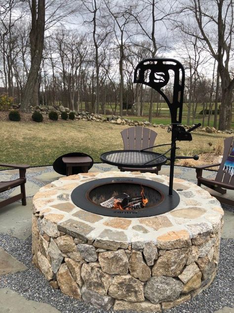 Top 5 Reasons to Add a Fire Pit | Bolton Landscape Design & Masonry Inc. Grill Diy, Fire Pit Cooking, Outdoor Fire Pit Designs, Fire Pit Landscaping, Fire Pit Bbq, Bbq Grill Design, Backyard Fireplace, Fire Pit Grill, Garden Fire Pit