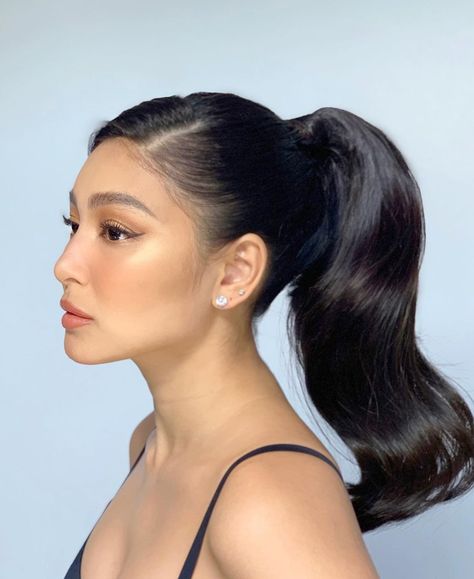 8,898 Likes, 59 Comments - PaulNebres (@paulnebres) on Instagram: “Snatched Ponytail 💥💥💥 @nadine makeup by @jellyeugenio  Hair by @paulnebres using @ghdhair @igkhair…” Filipiniana Hairstyle, Brunette Makeup, Bridesmaid Hair Makeup, Formal Makeup, Wedding Guest Hairstyles, Dope Hairstyles, Hair Stylist Life, Elegant Hairstyles, Gorgeous Hair