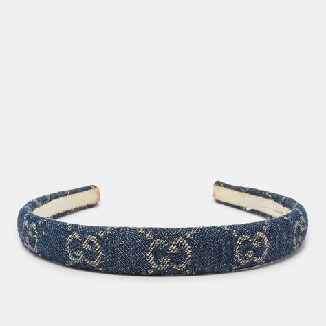 GUCCI Blue GG Denim HeadbandGucci offers this classic headband to give your accessory game a luxe upgrade. Made from GG denim, the headband has a narrow shape and a comfortable fit. Size: Height: 13.5 cm, Width: 2 cmThis item has been used and may have some minor flaws. Before purchasing, please refer to the images for the exact condition of the item. Gucci Headband, Denim Headband, Gucci Jeans, Chic Office, Balenciaga Designer, Diaper Backpack, Casual Backpack, Designer Sunglasses, Luxury Shoes