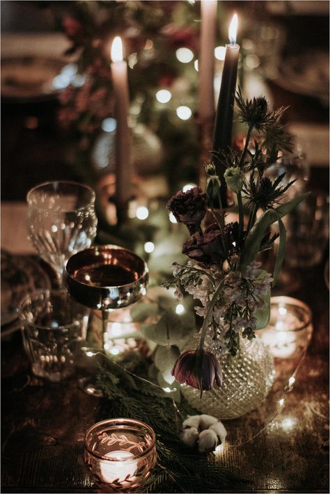 A winter hygge wedding - Wedding photographer and videographer Tuscany Winter Wedding Mood Board, Winter Hygge Decor, Hygge Winter Decor, Evening Wedding Ceremony, Hygge Wedding, Hygge Winter, Intimate Winter Wedding, Winter Hygge, Cozy Wedding