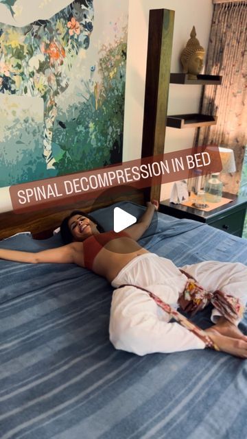 Yogini and Lifestyle Influencer on Instagram: "Here I'm demonstrating a simple technique you can do in your bed that can take pressure off your lower back, alleviate sciatic symptoms, and help you to feel better. This at-home traction technique can be performed just before you sleep and can help you to feel better fast!

For Personalised Yoga Sessions, Yoga Therapy and Counselling as well as Workshops and Retreats, visit Link In Bio 🧘‍♂️🧘‍♀️

#YogaWithSunaina #BackPainRelief #DecompressYourSpine #YogaInBed" Evening Stretches Before Bed, Afternoon Stretches, Morning Stretches Routine, Tai Chi Exercise, Spinal Decompression, Yoga Anatomy, Lifestyle Influencer, Yoga Therapy, Yoga Stretches