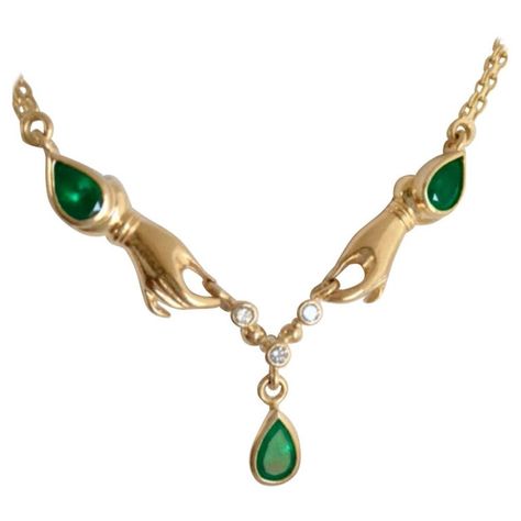 Lady Hands Emerald and Diamond Necklace 18 Karat Gold | From a unique collection of vintage Chain Necklaces at https://www.1stdibs.com/jewelry/necklaces/chain-necklaces/. Emerald And Diamond Necklace, Hand Necklace, Coin Pendant Necklace, Bracelet Display, Gold Necklace Set, Emerald Pendant, Colombian Emeralds, Emerald Jewelry, Jewelry For Her