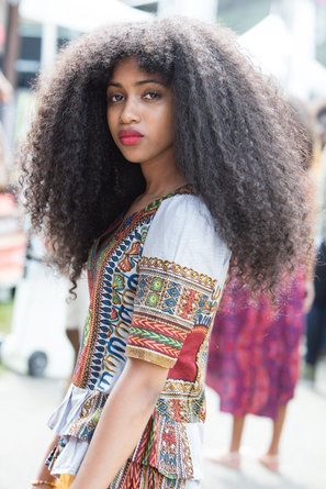 Curly Girls    - 28 Must-See Hair Moments From Curlfest 2017 Bushy Curly Hair, Bushy Hair, Natural Hair Movement, Fine Natural Hair, How To Grow Natural Hair, Beautiful Natural Hair, Long Natural Hair, Natural Hair Inspiration, Types Of Curls