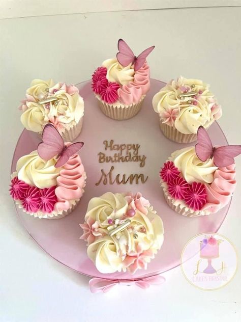 Mothers Day Baking Ideas, Cute Birthday Party, Happy Mother's Day Gift, Mothers Day Cupcakes, Butterfly Birthday Cakes, Butterfly Cupcakes, Cupcake Decorating Tips, Mini Torte, Pretty Cupcakes